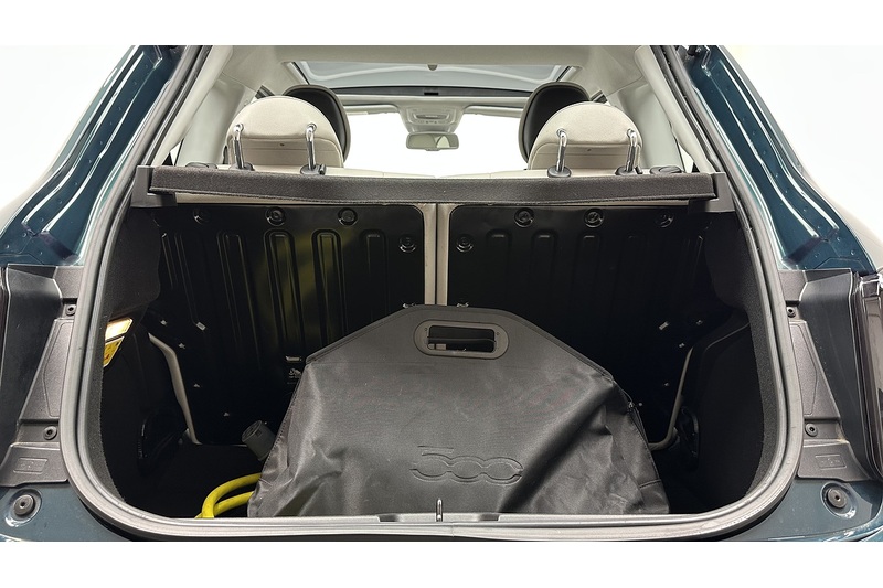 Fiat 500e La Prima - U3990