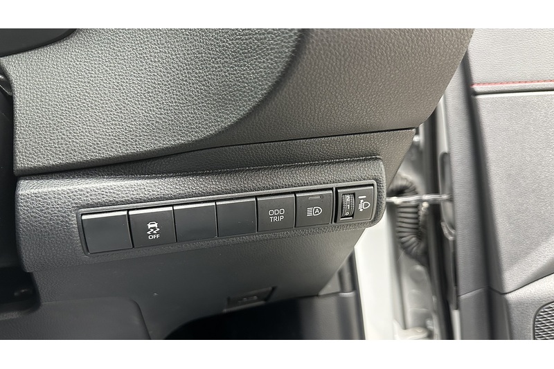 Toyota Corolla VVT-h GR SPORT - U3991
