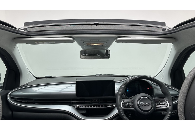 Fiat 500e C Icon - U3999