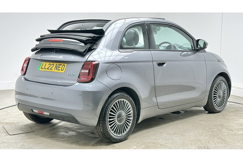 Fiat 500e C Icon - U3999