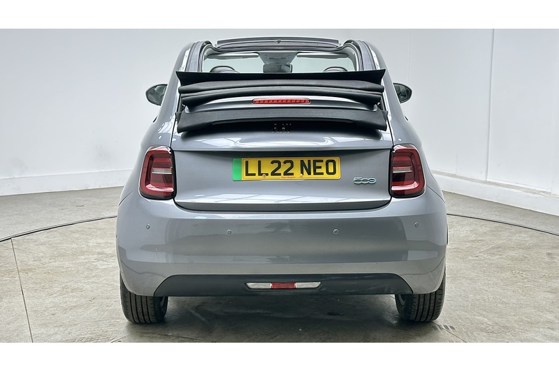 Fiat 500e C Icon - U3999