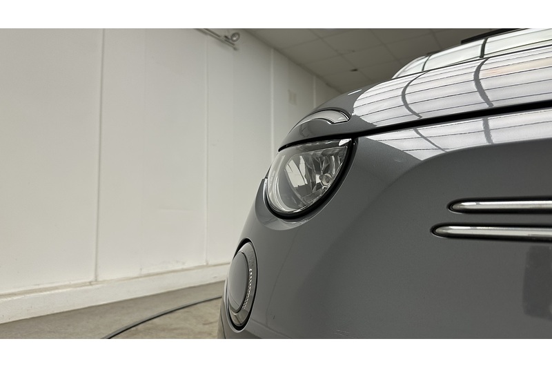 Fiat 500e C Icon - U3999