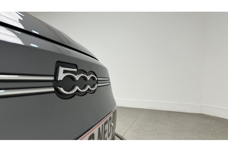 Fiat 500e C Icon - U3999