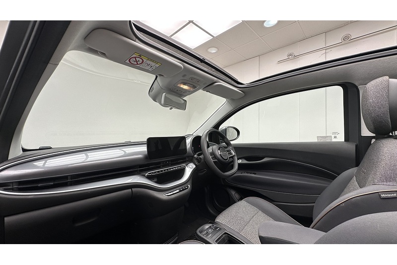 Fiat 500e C Icon - U3999