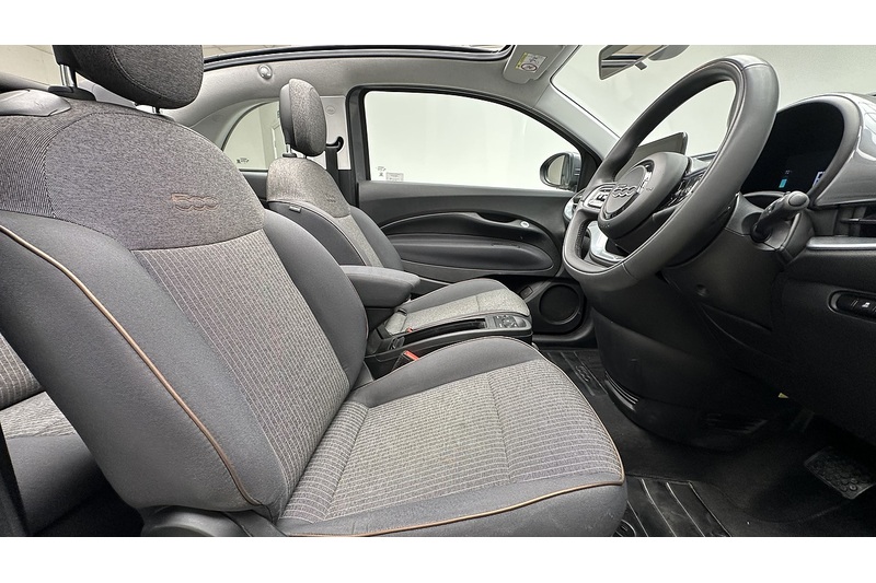 Fiat 500e C Icon - U3999