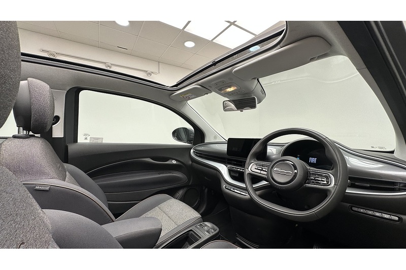 Fiat 500e C Icon - U3999