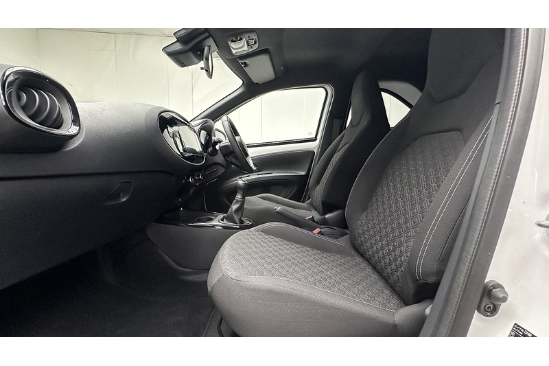 Toyota Aygo X VVT-i Edge - U4000