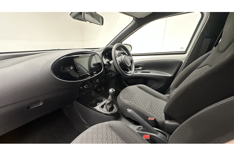 Toyota Aygo X VVT-i Edge - U4000