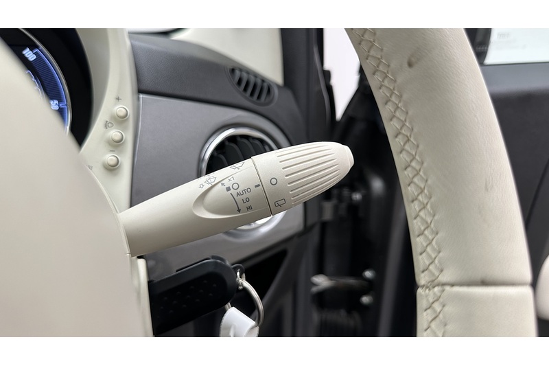 Fiat 500 MHEV Dolcevita Plus - U4009
