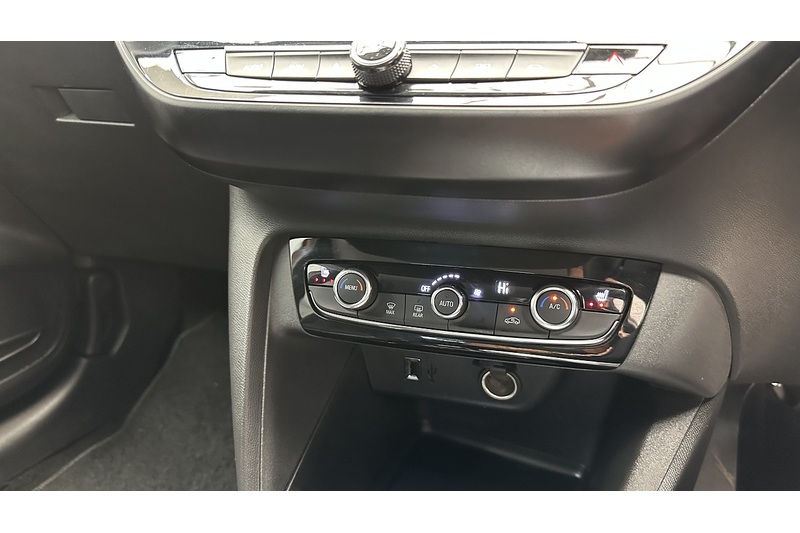 Vauxhall Corsa Electric Elite Nav - U4019