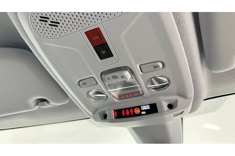 Vauxhall Corsa Electric Elite Nav - U4019