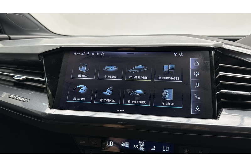Audi Q4 e-tron Black Edition - U4023