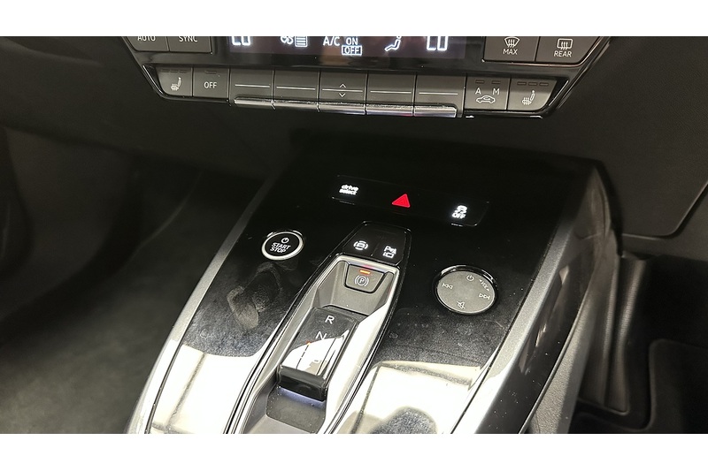 Audi Q4 e-tron Black Edition - U4023