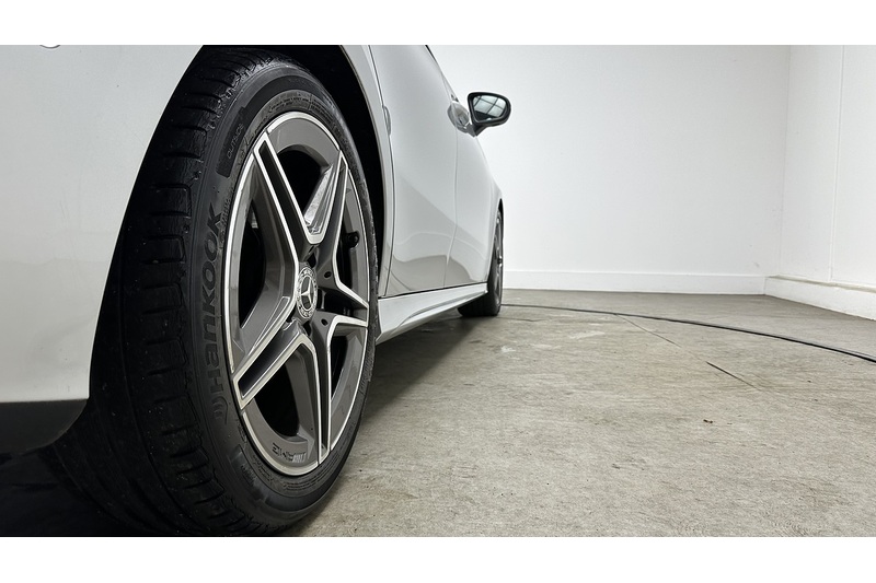 Mercedes-Benz A Class A180 AMG Line - U4052
