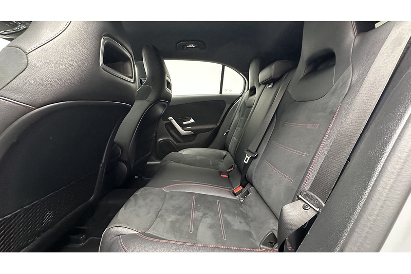 Mercedes-Benz A Class A180 AMG Line - U4052