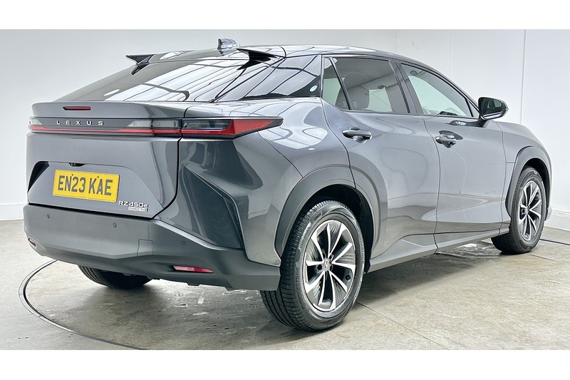 Lexus RZ 450e Premium - U4059