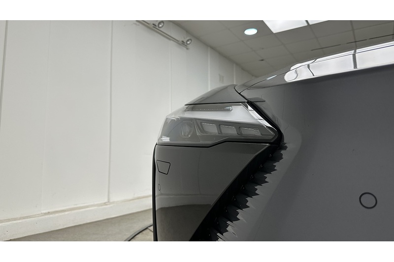 Lexus RZ 450e Premium - U4059