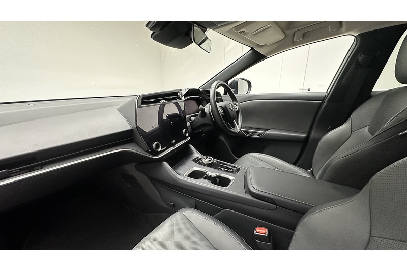 Lexus RZ 450e Premium - U4059