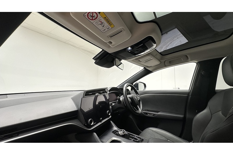 Lexus RZ 450e Premium - U4059