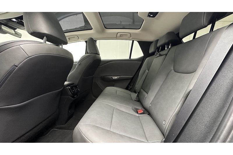 Lexus RZ 450e Premium - U4059