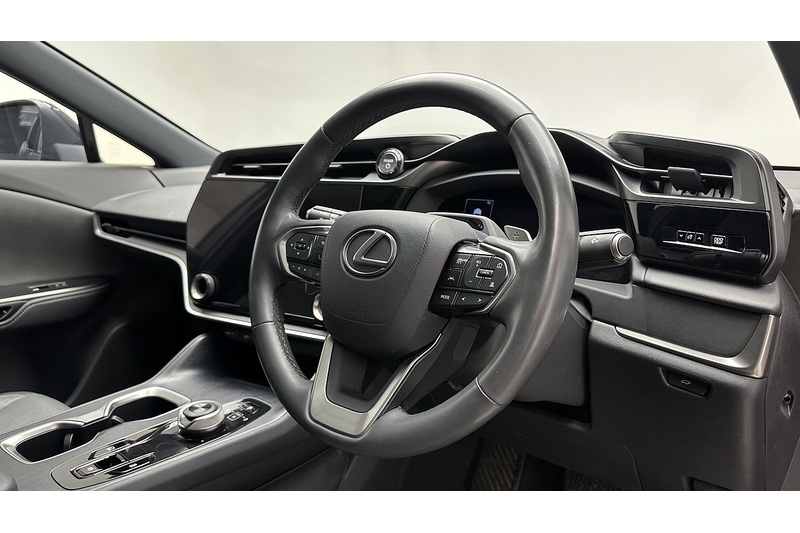 Lexus RZ 450e Premium - U4059