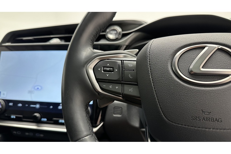 Lexus RZ 450e Premium - U4059