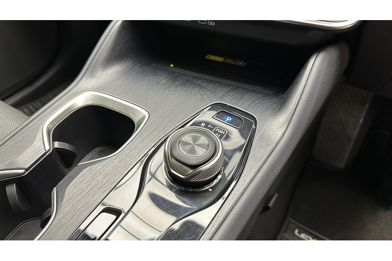 Lexus RZ 450e Premium - U4059