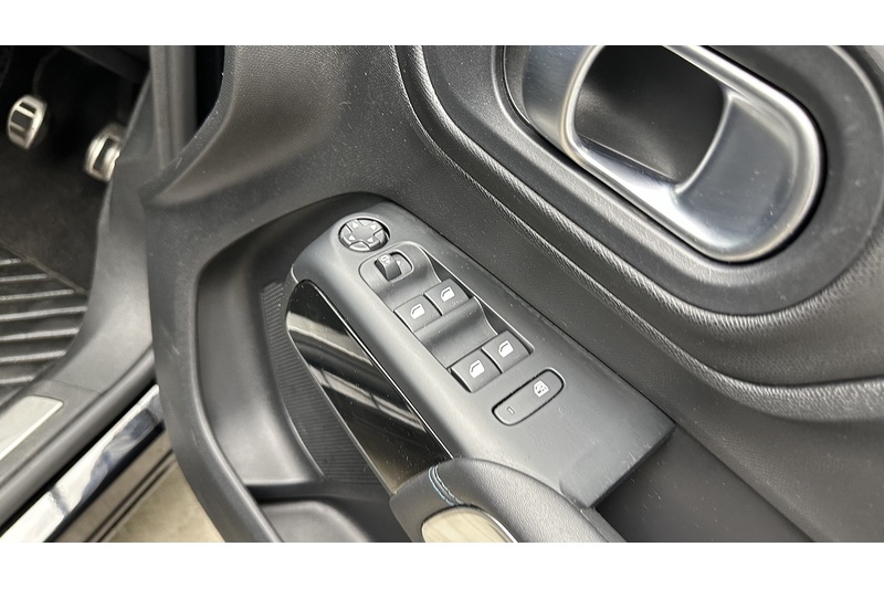 Citroen C5 Aircross PureTech Shine - U4064