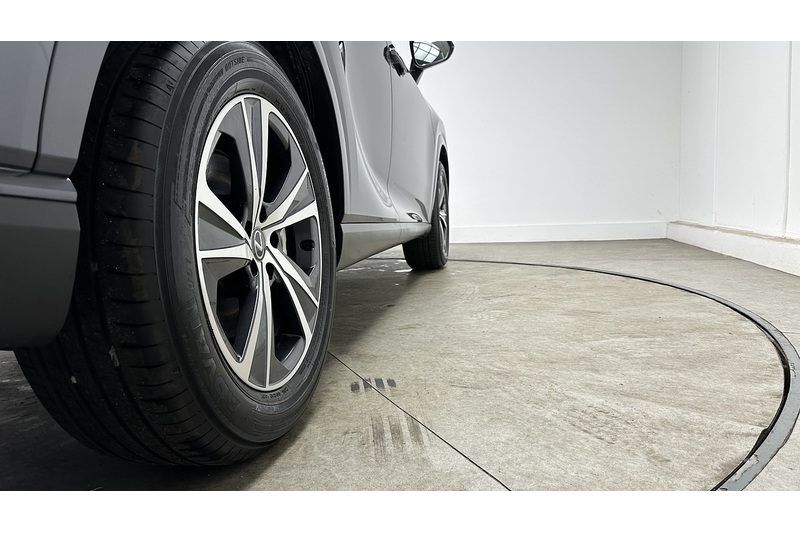 Lexus RX 350h Prem - U4065