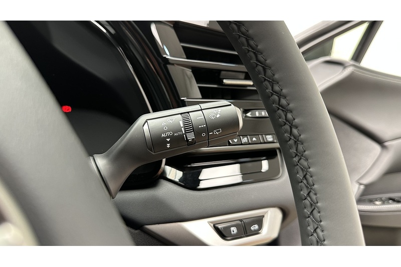 Lexus RX 350h Prem - U4065