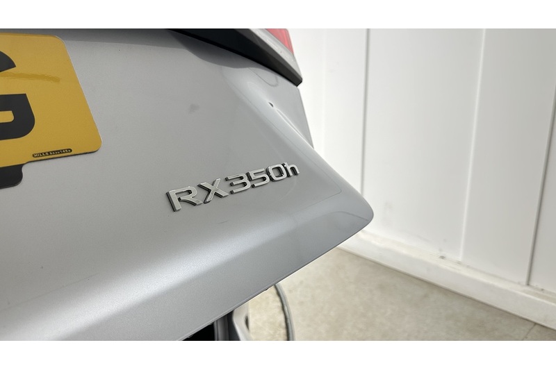 Lexus RX 350h Prem - U4066