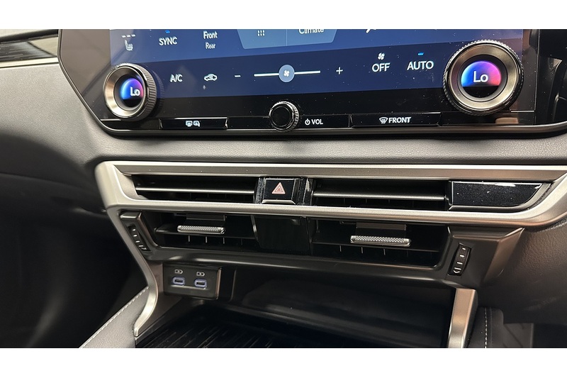 Lexus RX 350h Prem - U4066