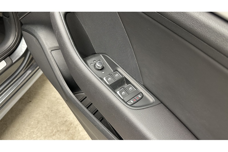 Audi A3 TFSI Black Edition - U4068