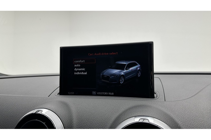 Audi A3 TFSI Black Edition - U4068