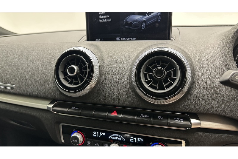 Audi A3 TFSI Black Edition - U4068