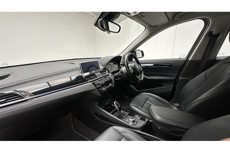 BMW X1 20i xLine - U4073