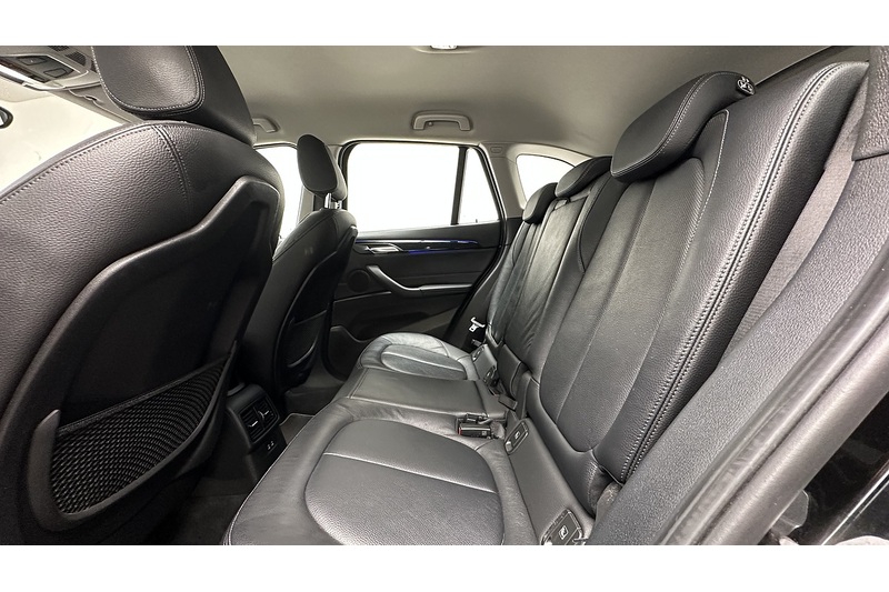BMW X1 20i xLine - U4073