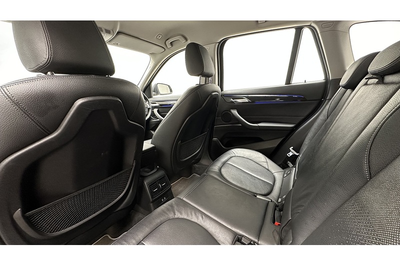 BMW X1 20i xLine - U4073