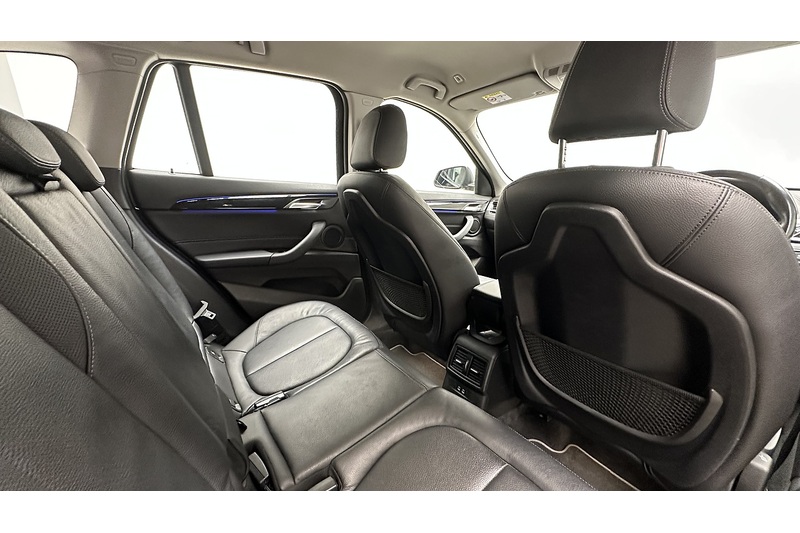 BMW X1 20i xLine - U4073