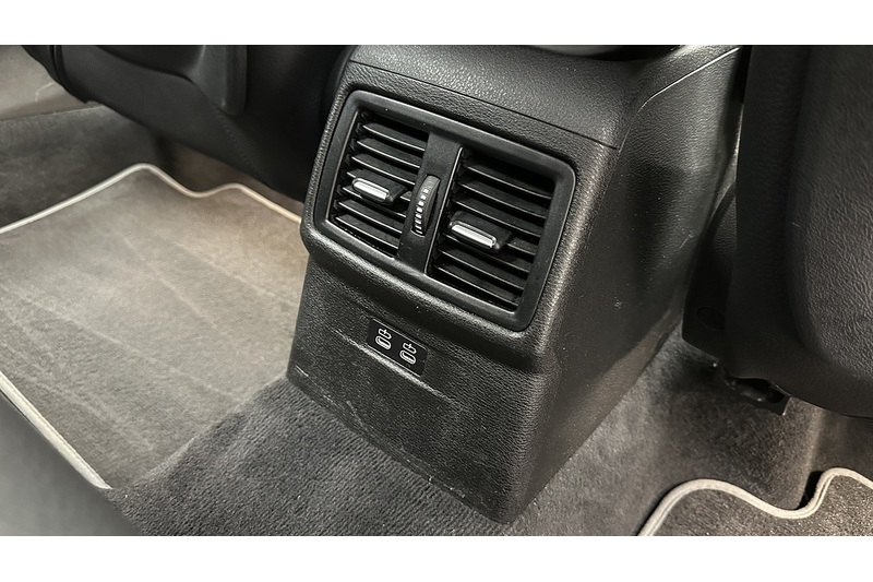 BMW X1 20i xLine - U4073