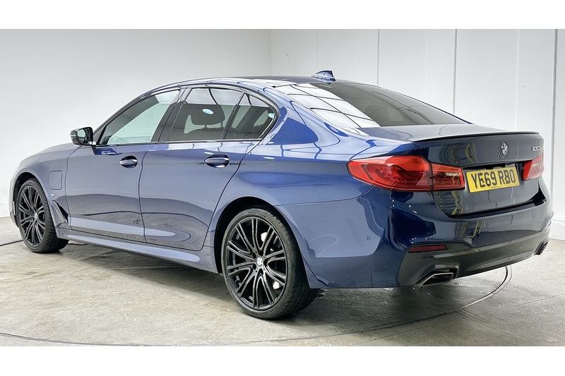 BMW 5 Series 530e M Sport - U4083