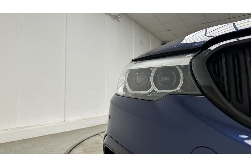 BMW 5 Series 530e M Sport - U4083