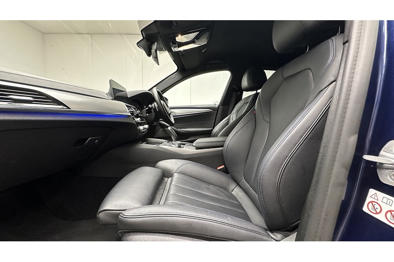 BMW 5 Series 530e M Sport - U4083
