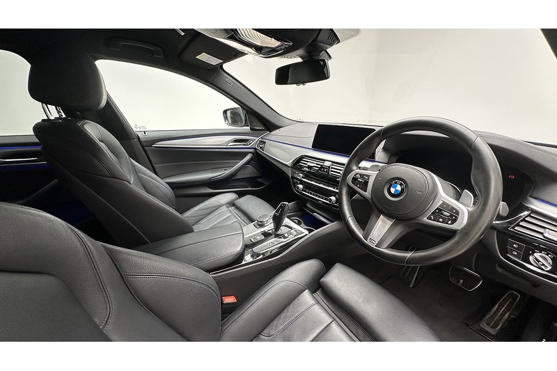 BMW 5 Series 530e M Sport - U4083