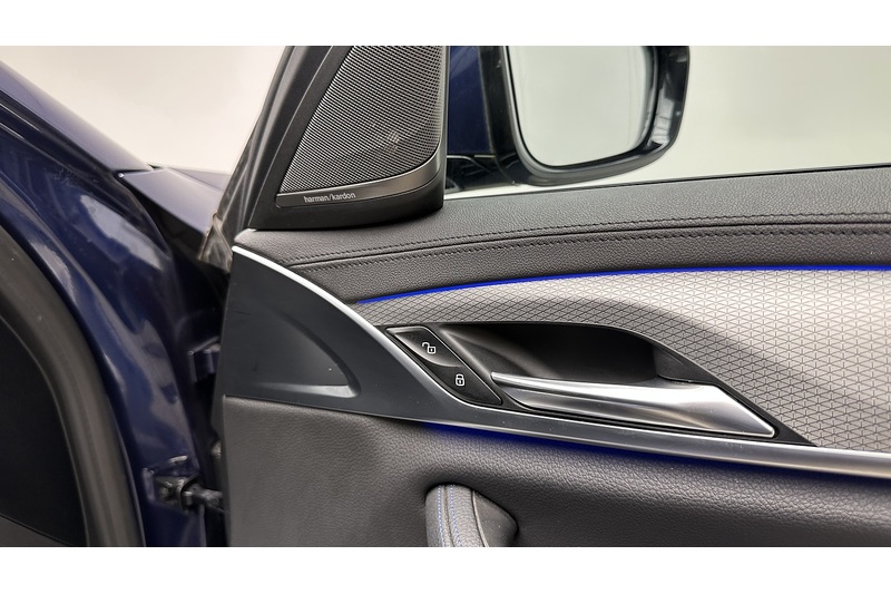 BMW 5 Series 530e M Sport - U4083