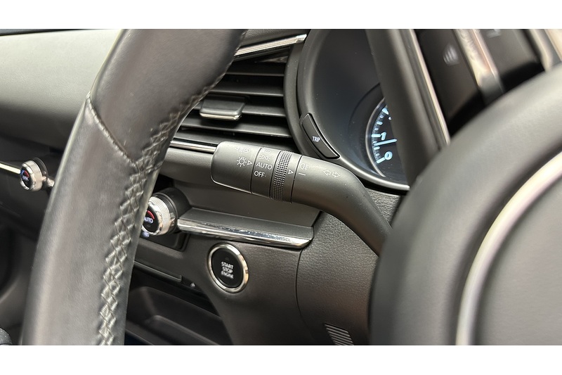 Mazda CX-30 SKYACTIV-X MHEV Sport Lux - U4114