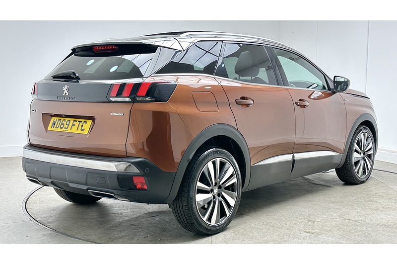 Peugeot 3008 PureTech GT Line Premium - U4116