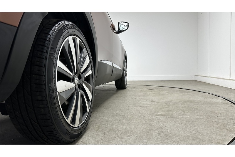 Peugeot 3008 PureTech GT Line Premium - U4116