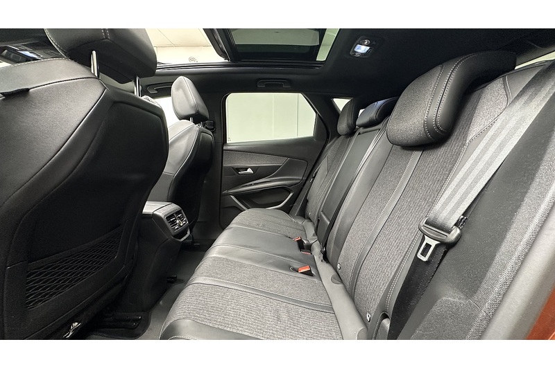 Peugeot 3008 PureTech GT Line Premium - U4116