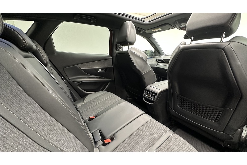 Peugeot 3008 PureTech GT Line Premium - U4116